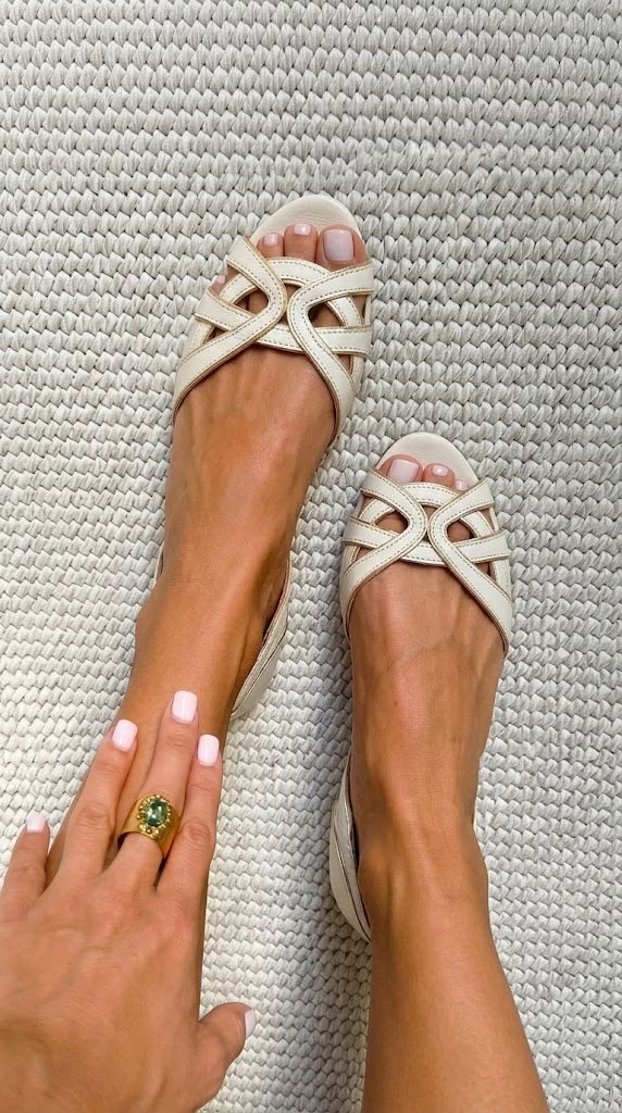 BIANCA | CREAM WOVEN SANDALS FOR WOMEN