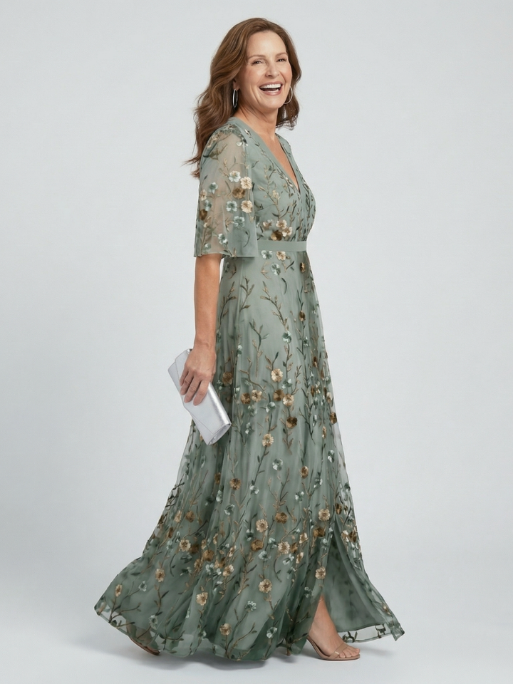 SELORA | HALTER BLOOM MAXI DRESS FOR WOMEN