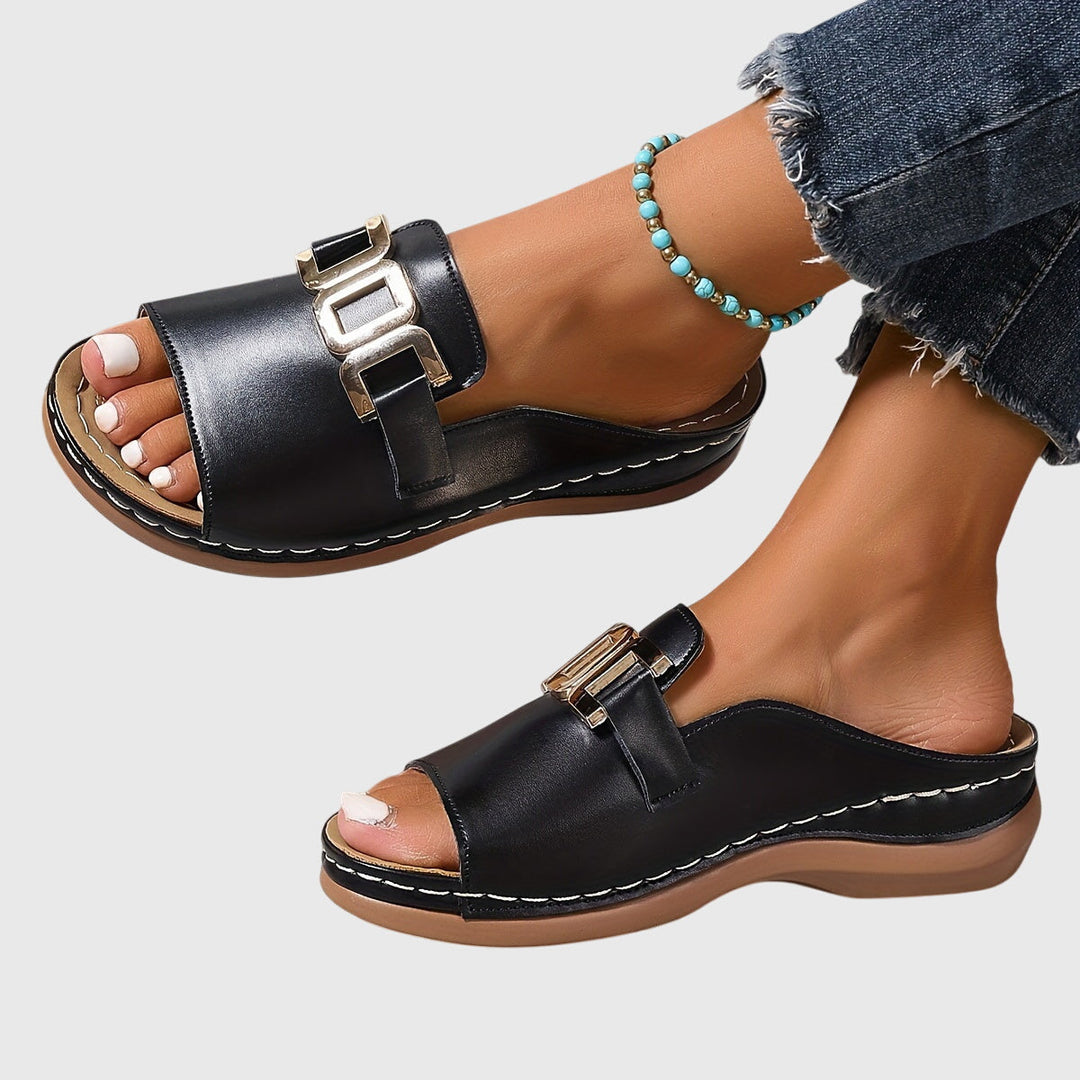 CLARA | COMFY BUCKLE SANDALS FOR WOMEN