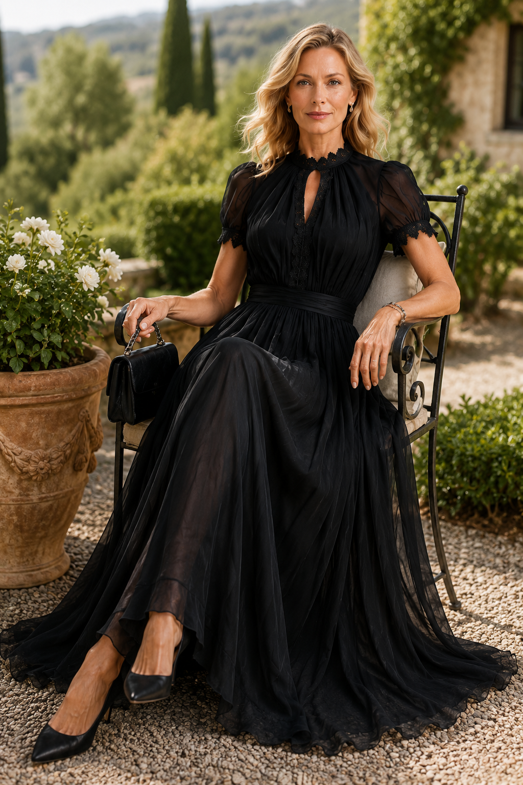 VIVIENNE | LACE DETAIL MAXI DRESS FOR WOMEN