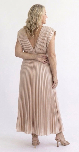 EDITH | TIMELESS PLEATED MIDI DRESS FOR WOMEN