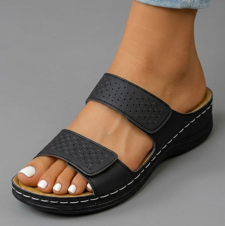 VELIENNE | STRAPPY SANDALS FOR WOMEN