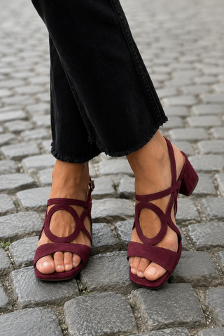 LYKA | VIBRANT SUMMER SANDALS FOR WOMEN