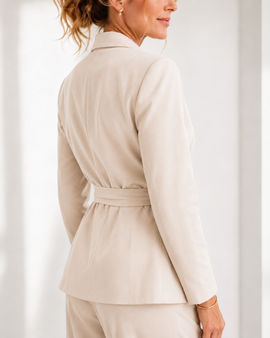 WERONIKA | STRUCTURED SUIT FOR WOMEN