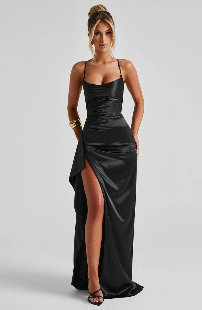 PIA | FLOWING MAXI DRESS FOR WOMEN