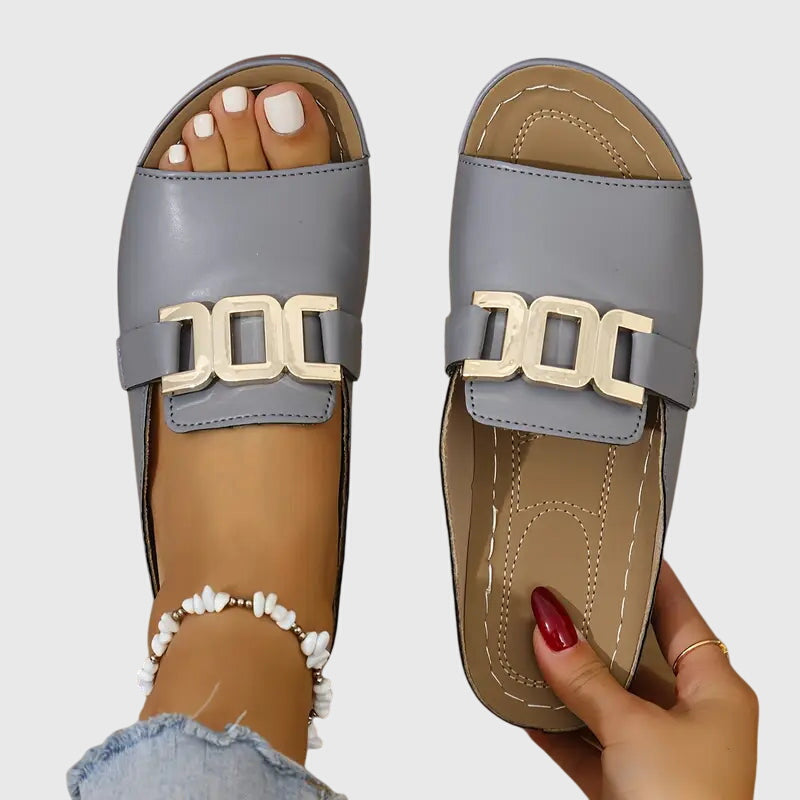 CLARA | COMFY BUCKLE SANDALS FOR WOMEN