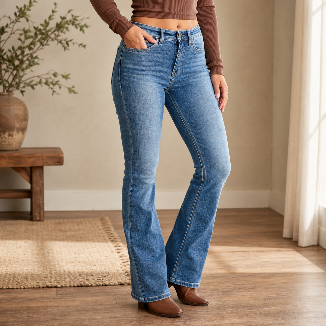 DENALIA | BOOTCUT JEANS FOR WOMEN