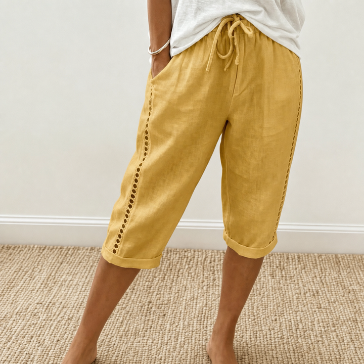 LUNAVA | LACE-SIDE CAPRI PANTS FOR WOMEN