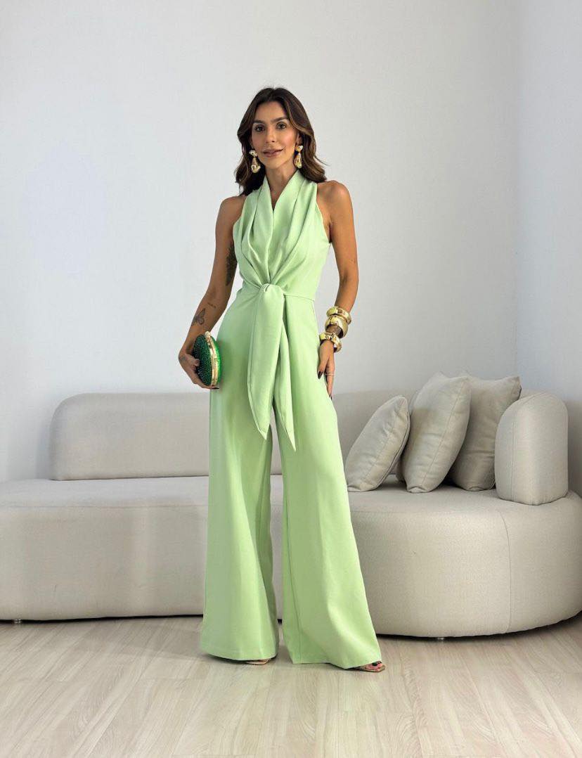 WILLA | FLATTERING JUMPSUIT FOR WOMEN